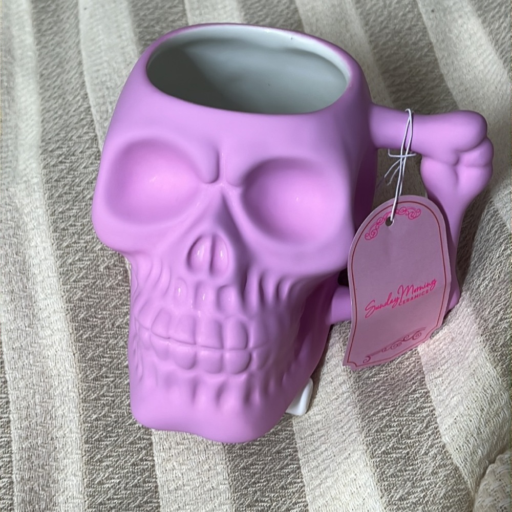 Pink Skull Halloween mug